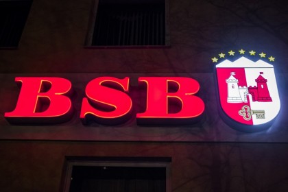 Вывески и объемные буквы для компании BSB Bank - под ключ